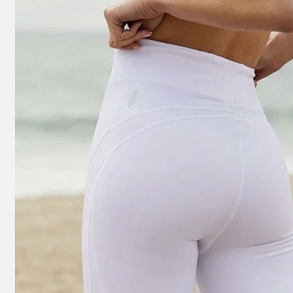 Free People Cropped White Biker Baby Shorts - Picture 2 of 11